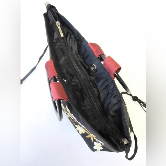 Vintage Needlework Large Black Purse Embroidered Flower Tote Handbag - Picture 4 of 5